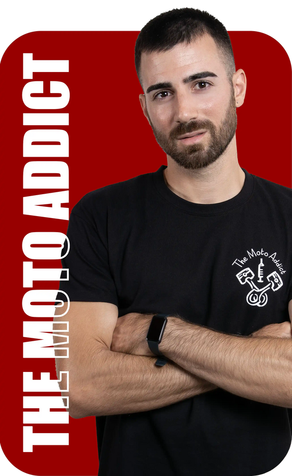 THE MOTO ADDICT
