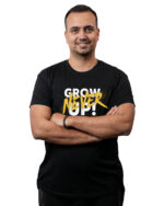 TSHIRT - NEVER GROW UP