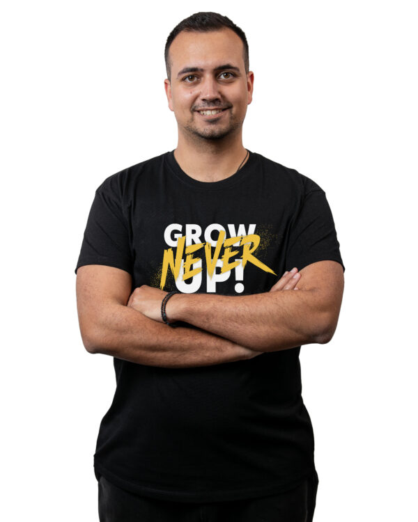 TSHIRT - NEVER GROW UP - Image 1